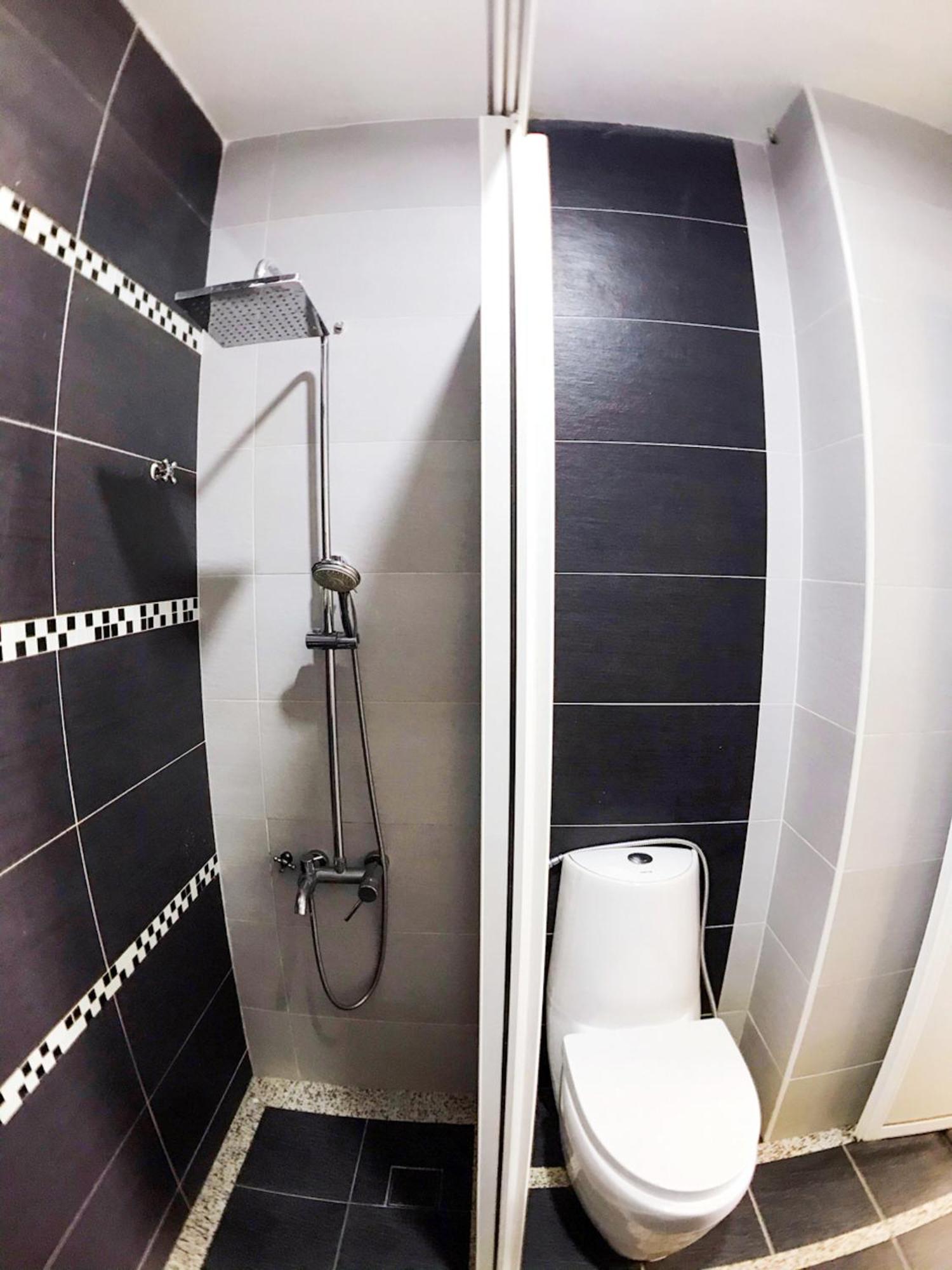1 Bedroom Apartment, Melaka Cbd Town Center- Hosted By Private Locals Resident, Balcony With City Skyline View Or Seaview, Opposite Malls, Tv Box, 5 Minutes To Jonker Street, Zewnętrze zdjęcie