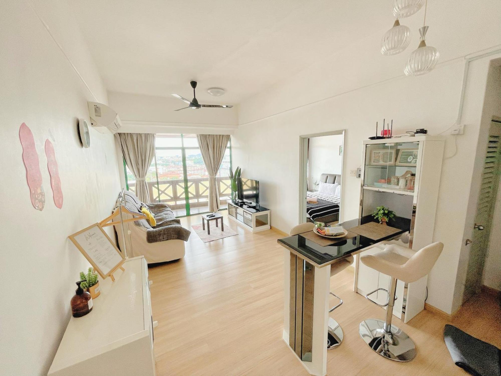 1 Bedroom Apartment, Melaka Cbd Town Center- Hosted By Private Locals Resident, Balcony With City Skyline View Or Seaview, Opposite Malls, Tv Box, 5 Minutes To Jonker Street, Zewnętrze zdjęcie