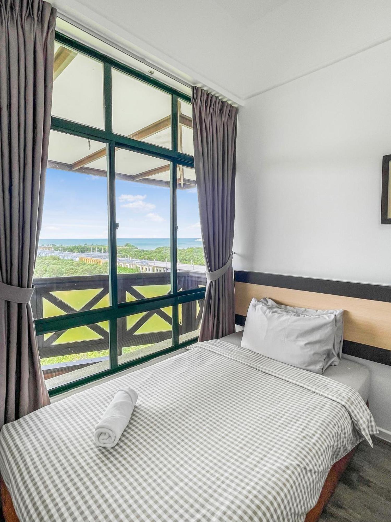 1 Bedroom Apartment, Melaka Cbd Town Center- Hosted By Private Locals Resident, Balcony With City Skyline View Or Seaview, Opposite Malls, Tv Box, 5 Minutes To Jonker Street, Zewnętrze zdjęcie