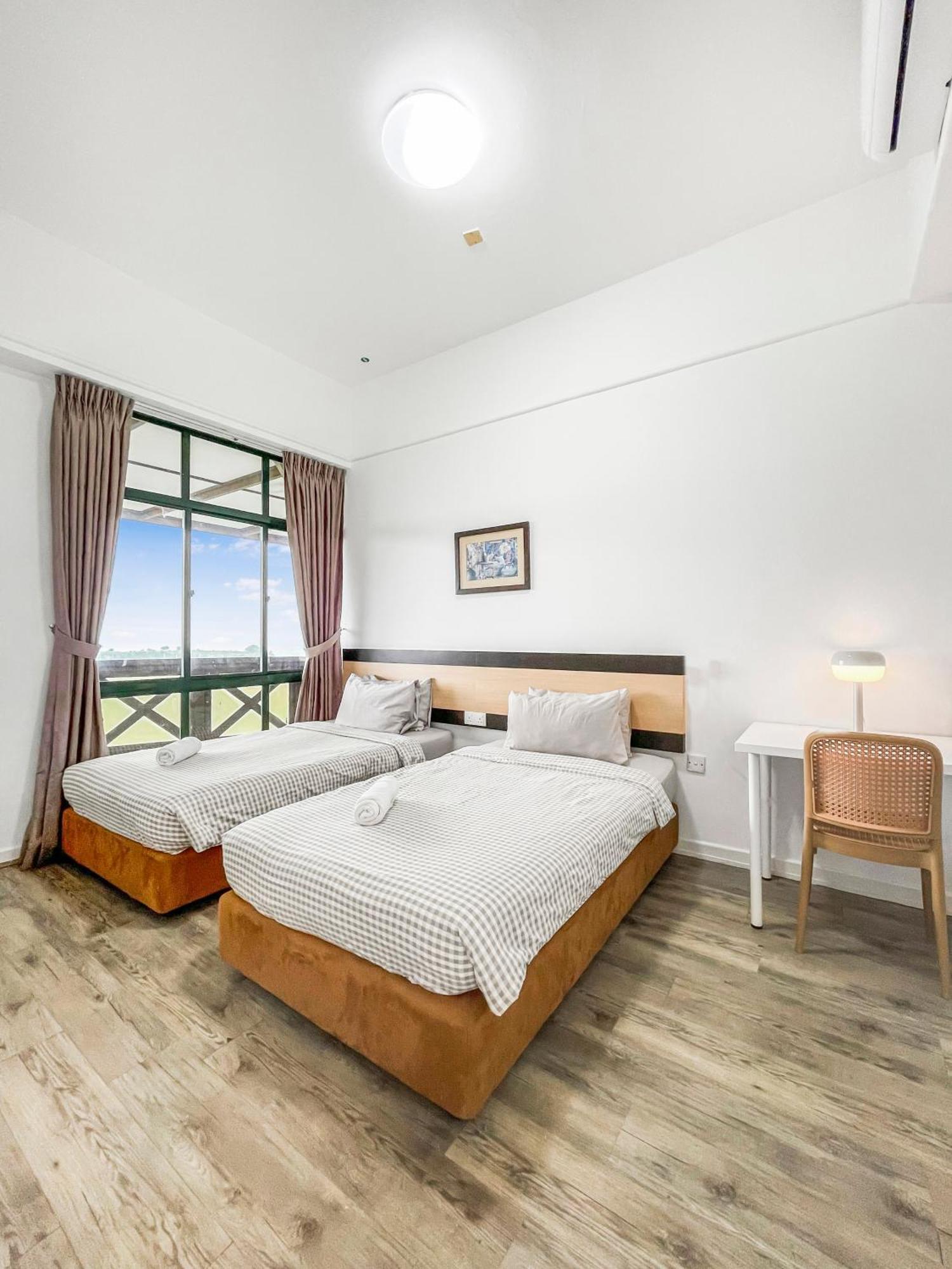 1 Bedroom Apartment, Melaka Cbd Town Center- Hosted By Private Locals Resident, Balcony With City Skyline View Or Seaview, Opposite Malls, Tv Box, 5 Minutes To Jonker Street, Zewnętrze zdjęcie